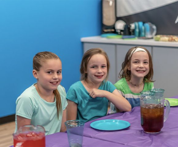 10 Jumpers Birthday Party $275.00</BR>(Private Room)