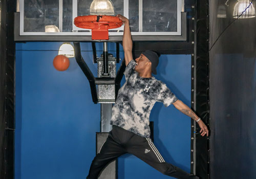 Male dunks ball HOA San Antonio